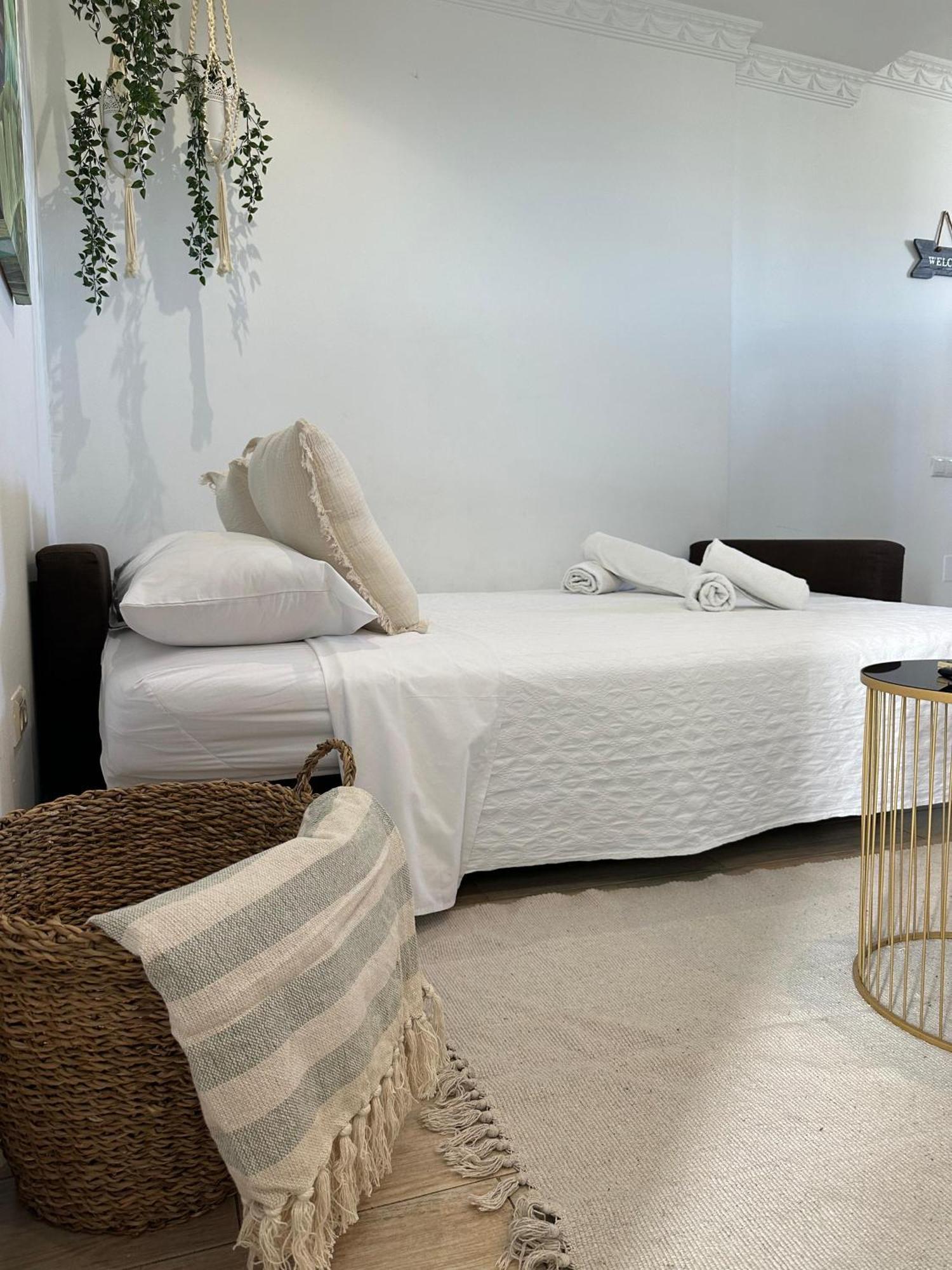Atico Sofia, Gran Terraza Y Barbacoa Apartment Фуeнхирола Екстериор снимка