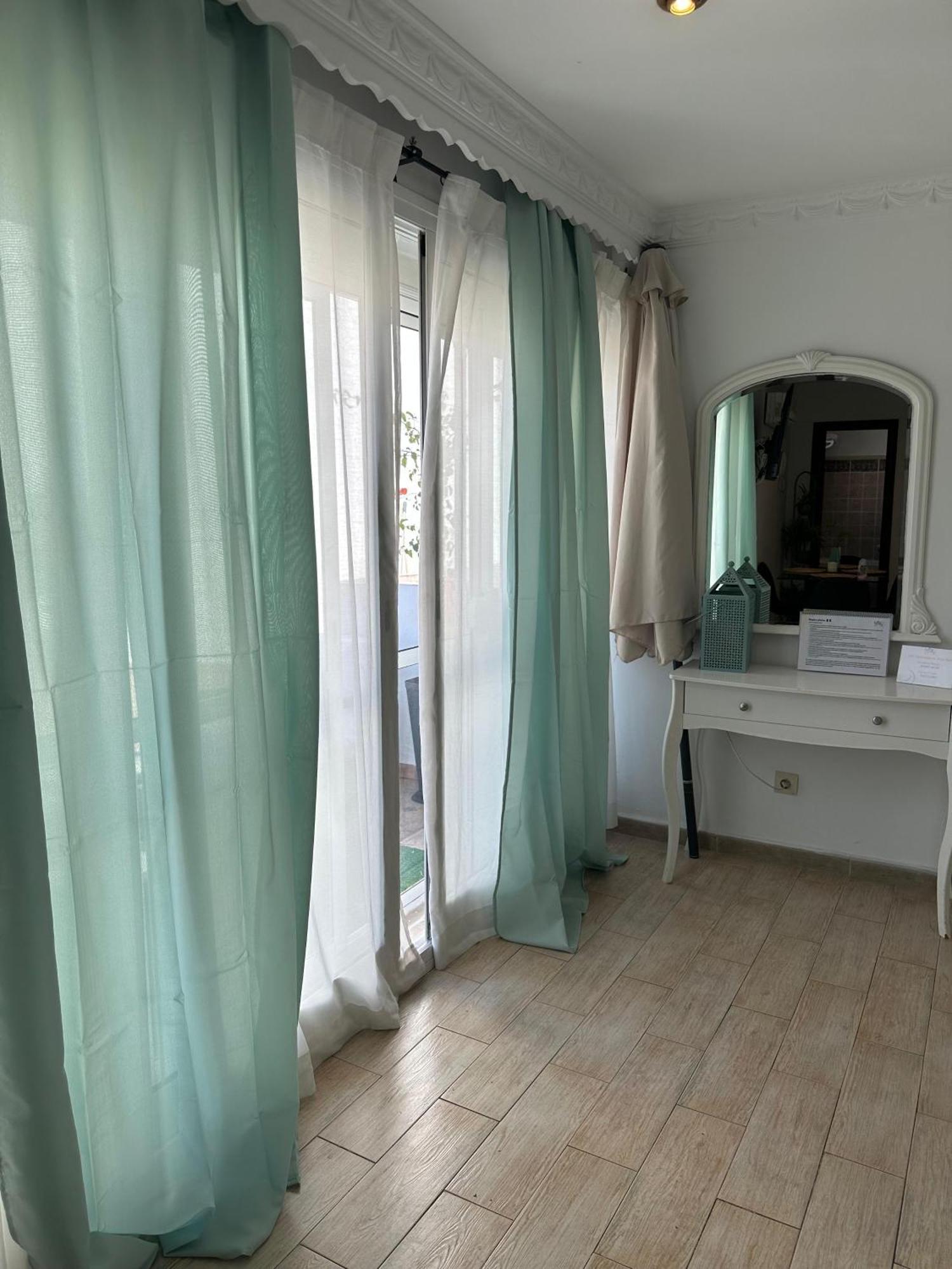 Atico Sofia, Gran Terraza Y Barbacoa Apartment Фуeнхирола Екстериор снимка