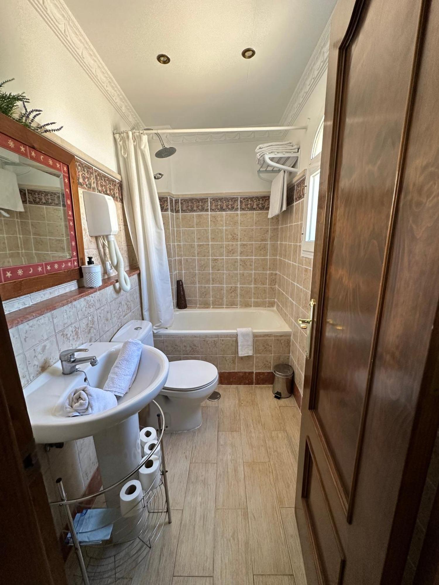 Atico Sofia, Gran Terraza Y Barbacoa Apartment Фуeнхирола Екстериор снимка